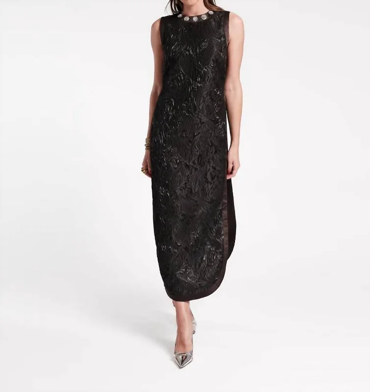 Fashion Essentials Sabina Jacquard Tunic In Black