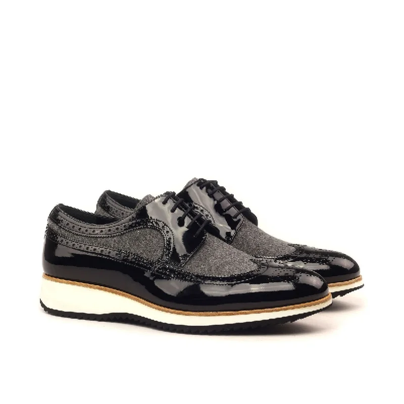 DapperFam Zephyr in Black / Light Grey Men's Flannel & Italian Patent Leather Longwing Blucher