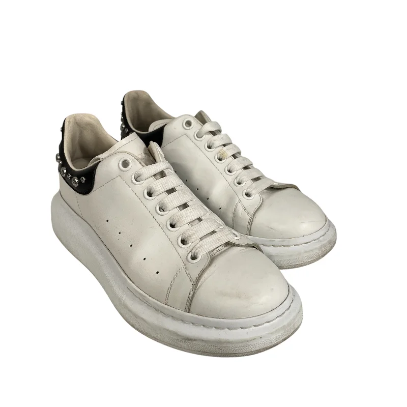 Fashion-Forward Shoes For Men Alexander McQueen/Low-Sneakers/EU 40/WHT/
