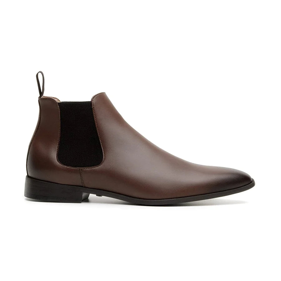 'Sterling' wide-fit (EEE) men's vegan Chelsea by Zette Shoes - cognac