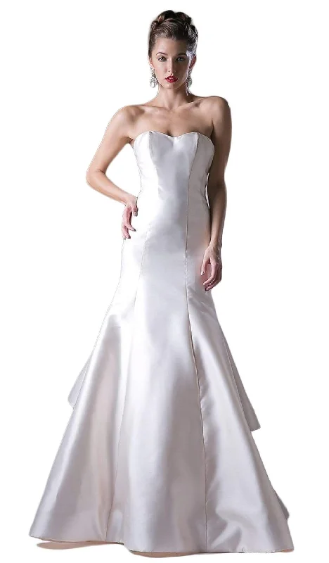 Comfortable Chic Cinderella Divine - Strapless Sweetheart Layered Trumpet Dress
