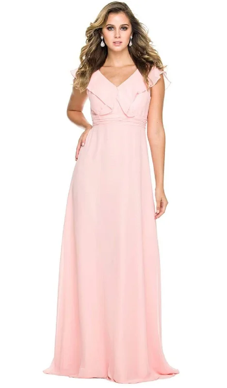 Trendy Women's Outfits Now At Irresistible Prices Nox Anabel - 7123 Butterfly Sleeved Dress Trendy Women's Outfits Now At Irresistible Prices Nox Anabel - 7123 Butterfly Sleeved Dress