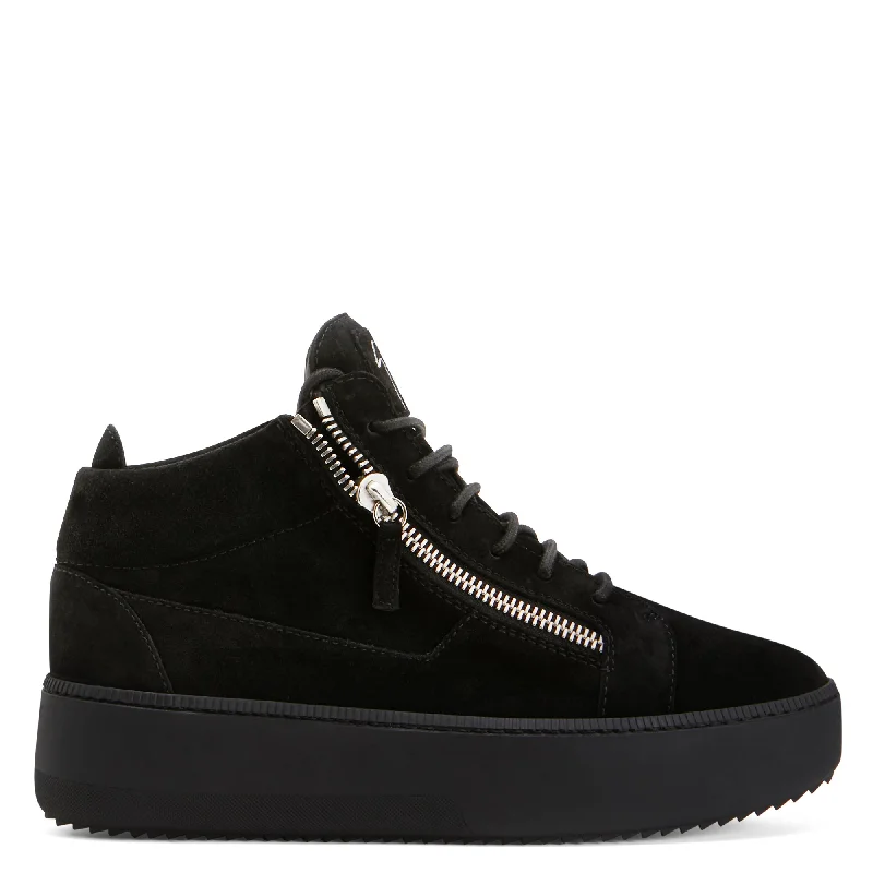 Giuseppe Zanotti Kriss