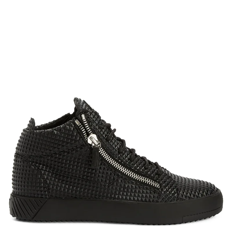 Giuseppe Zanotti The Manhattan